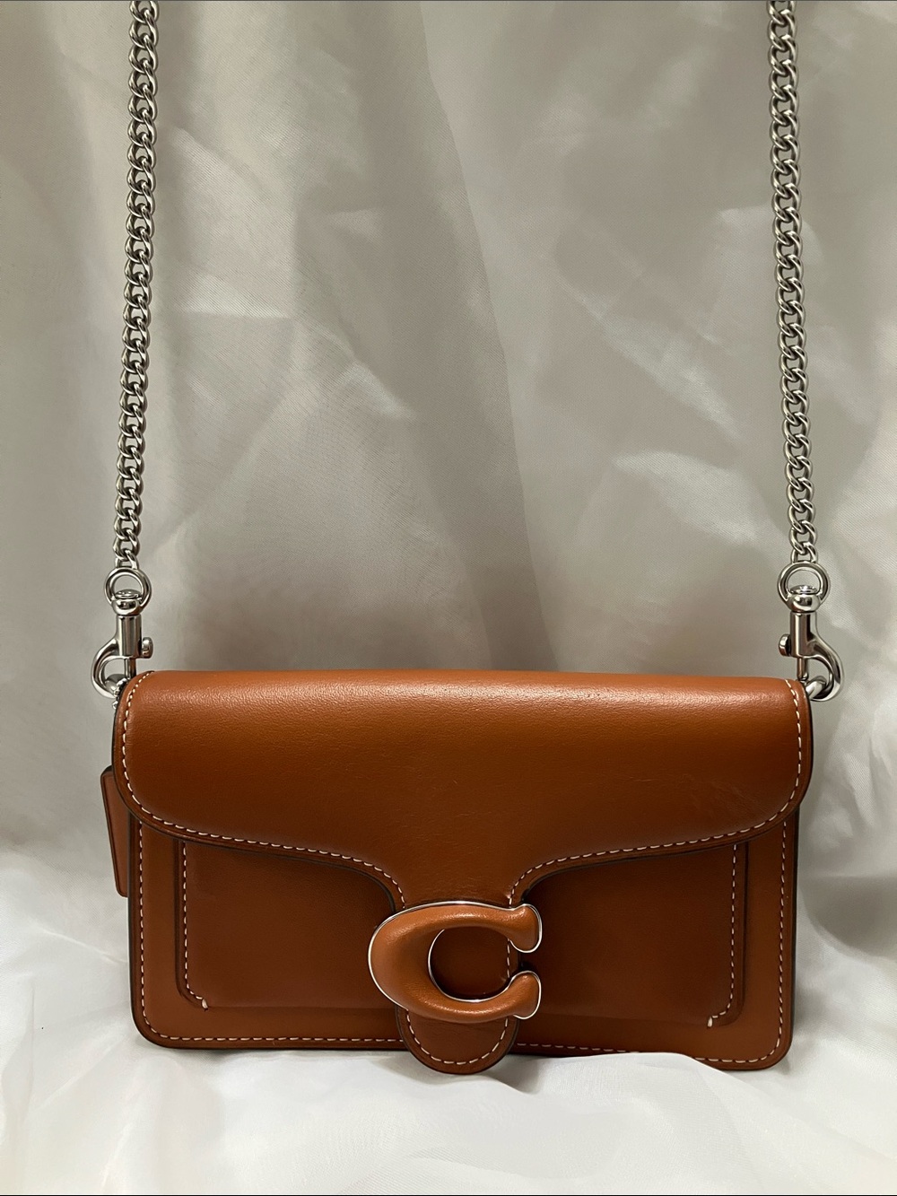 Tabby Crossbody Wristlet